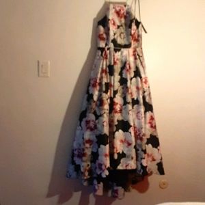 Betsy & Adam maxi floral dress